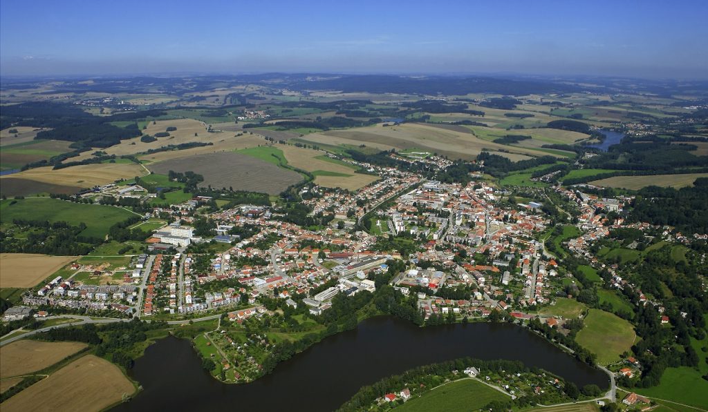 Letecký pohled na město Třešť
